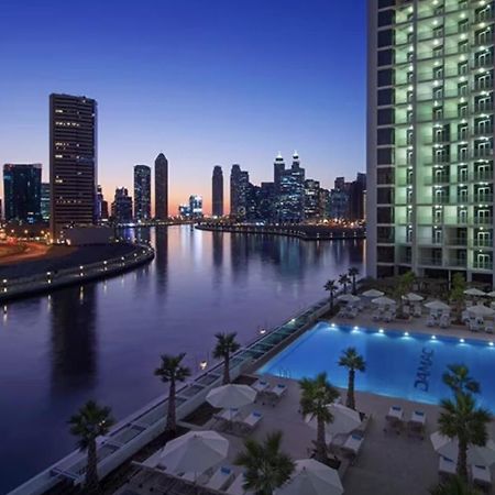 Luxury Hotel Apartment With A Canal View 迪拜 外观 照片