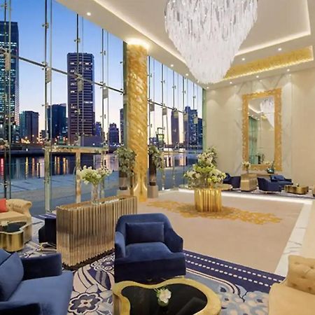 Luxury Hotel Apartment With A Canal View 迪拜 外观 照片