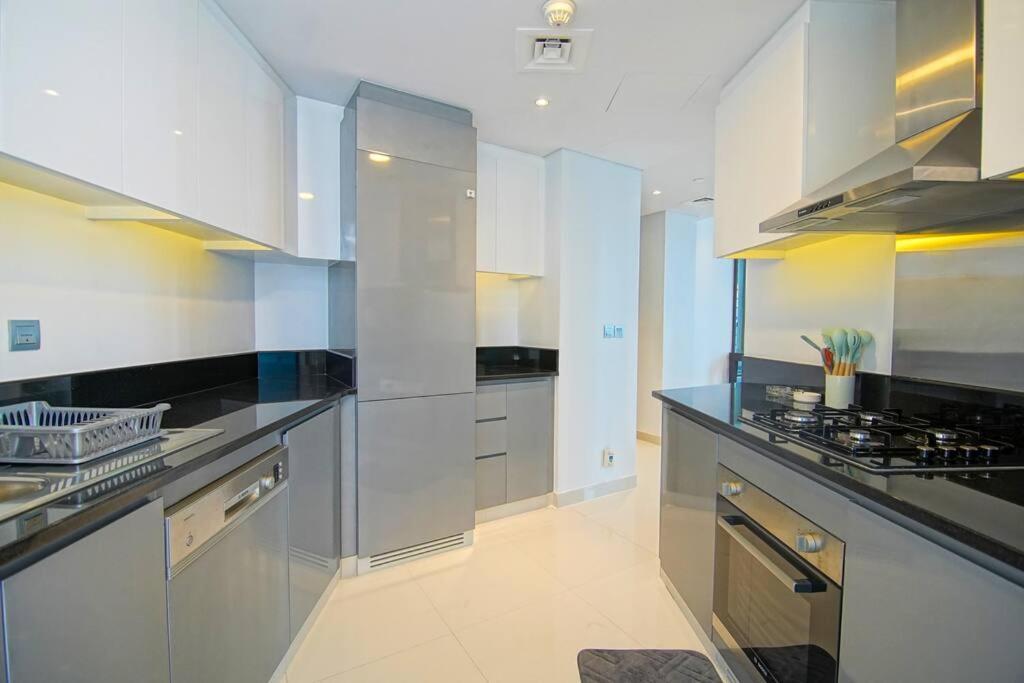 Luxury Hotel Apartment With A Canal View 迪拜 外观 照片